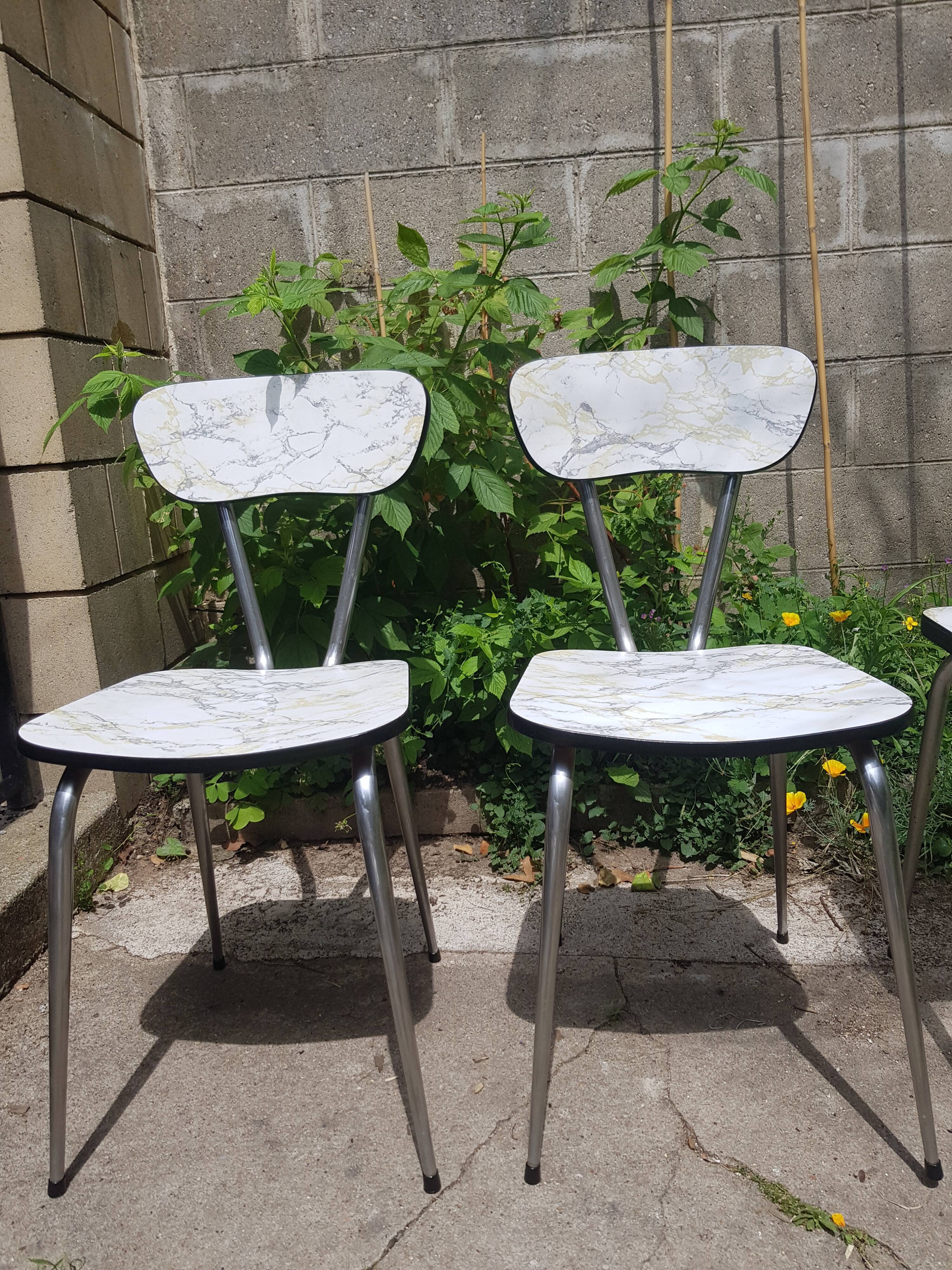 Set of 2 formica chairs type marble + 1 stool