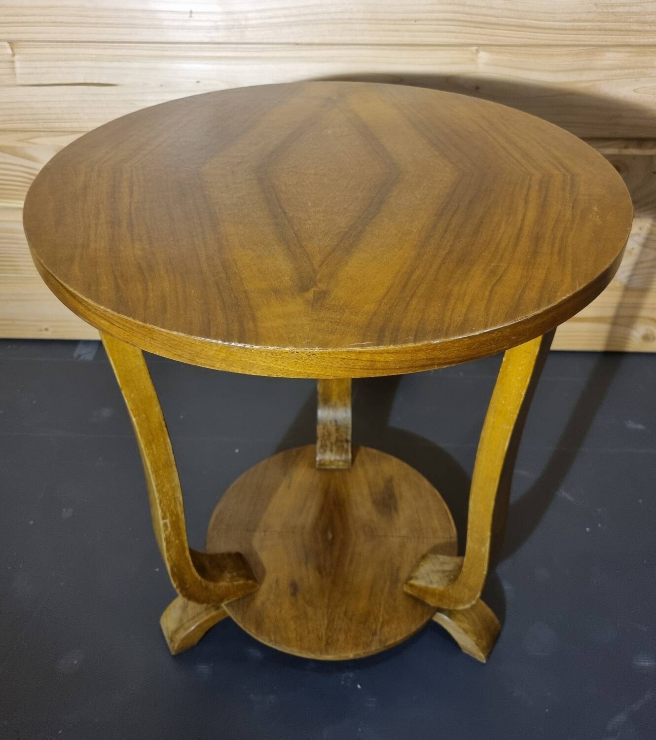 Art Deco pedestal table