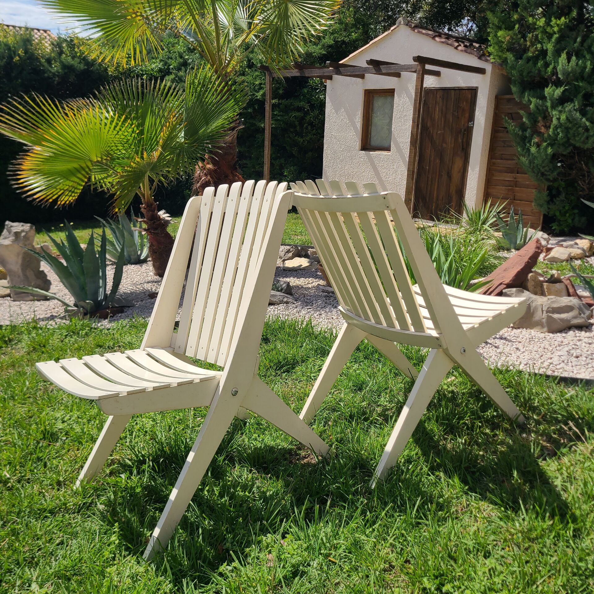 Vintage 1970s folding garden chair