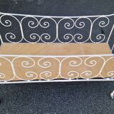 bed child iron bench