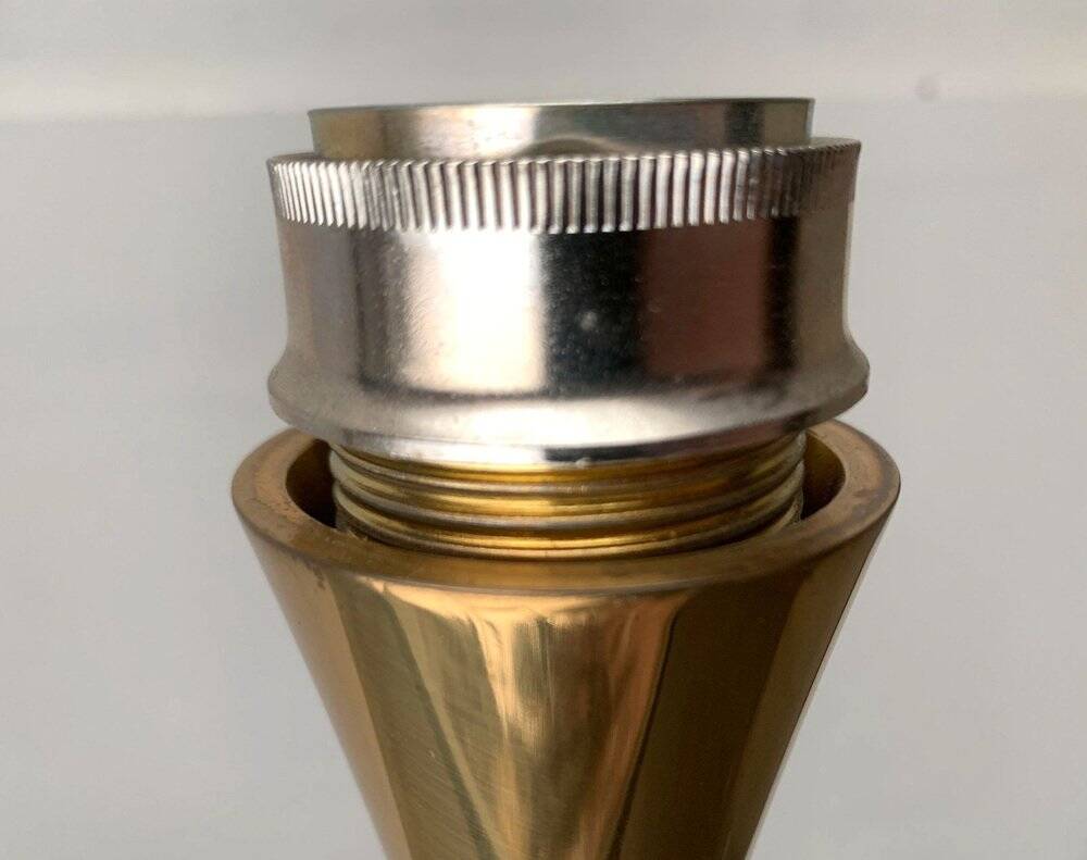 Lonea floor lamp in Hollywood Regency vintage style in brass by Florian Schulz.