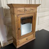 Medicine cabinet