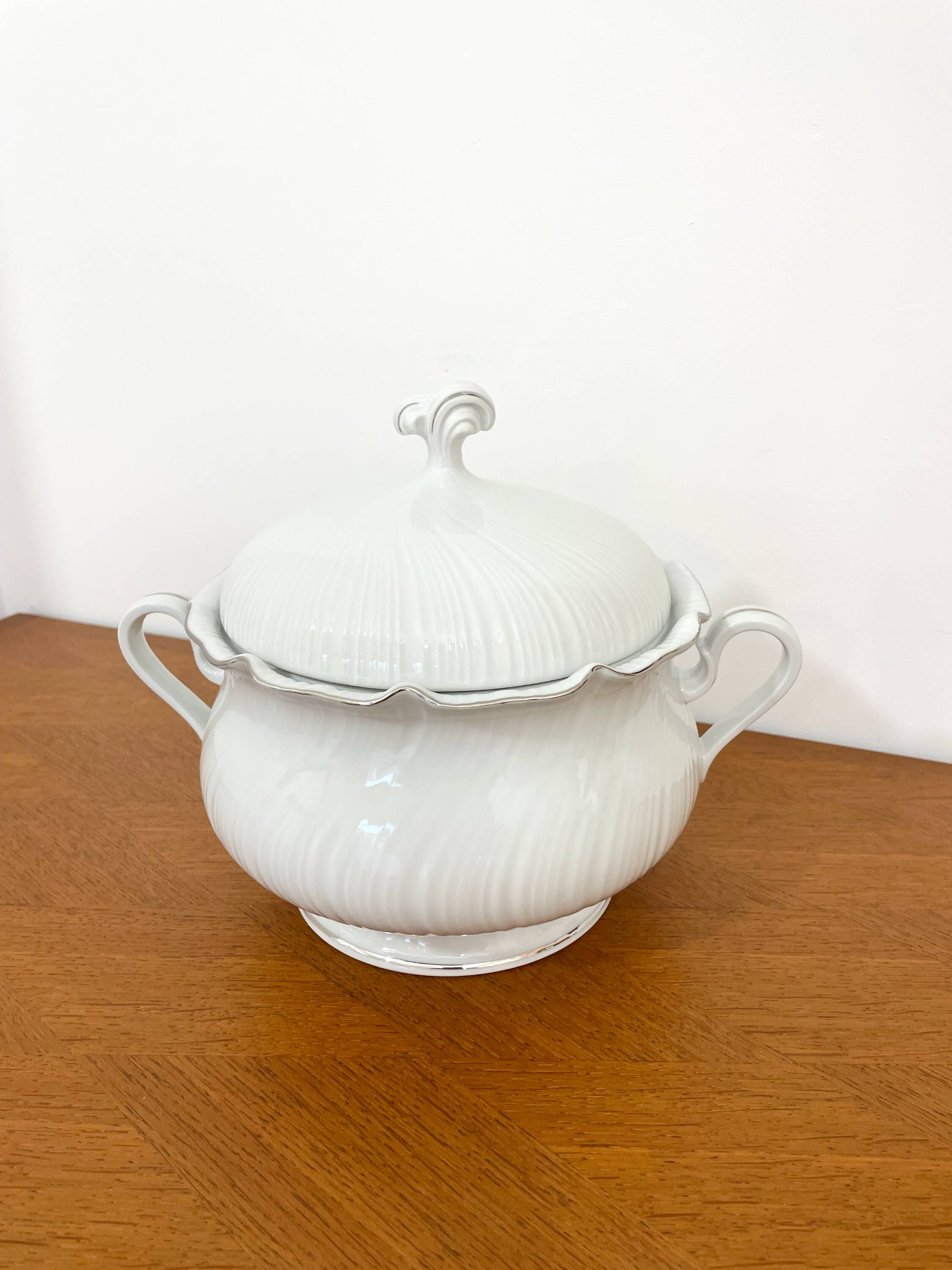 Soup tureen - Royal Tettau - 1930s