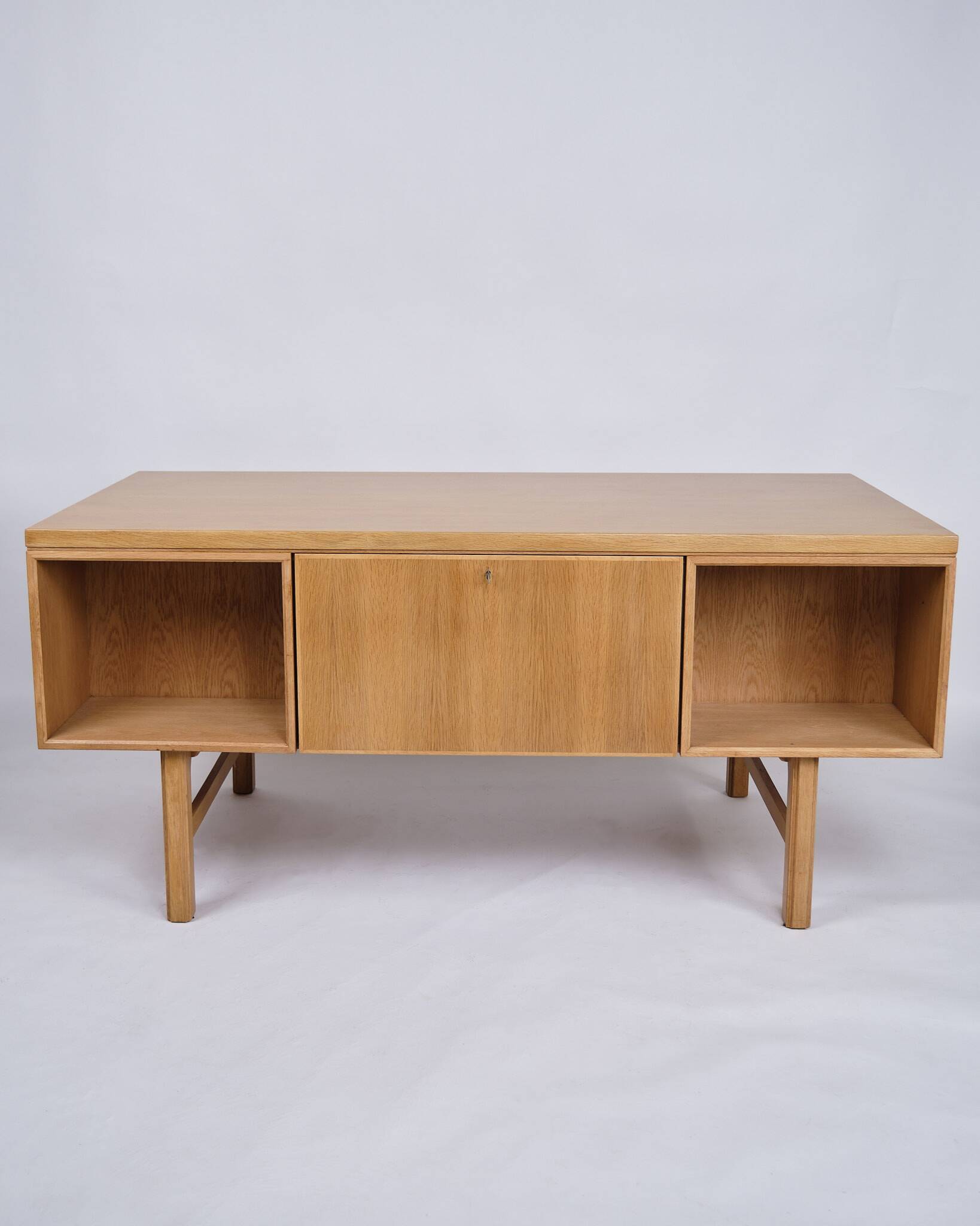 Freestanding desk - six drawers - oak - Omann Junior - Danish design - 1960s