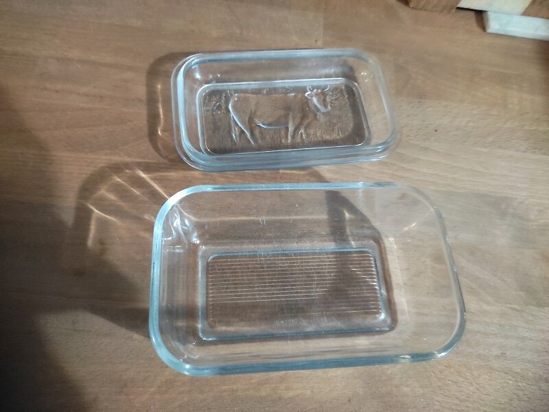 Butter dish molded glass cow