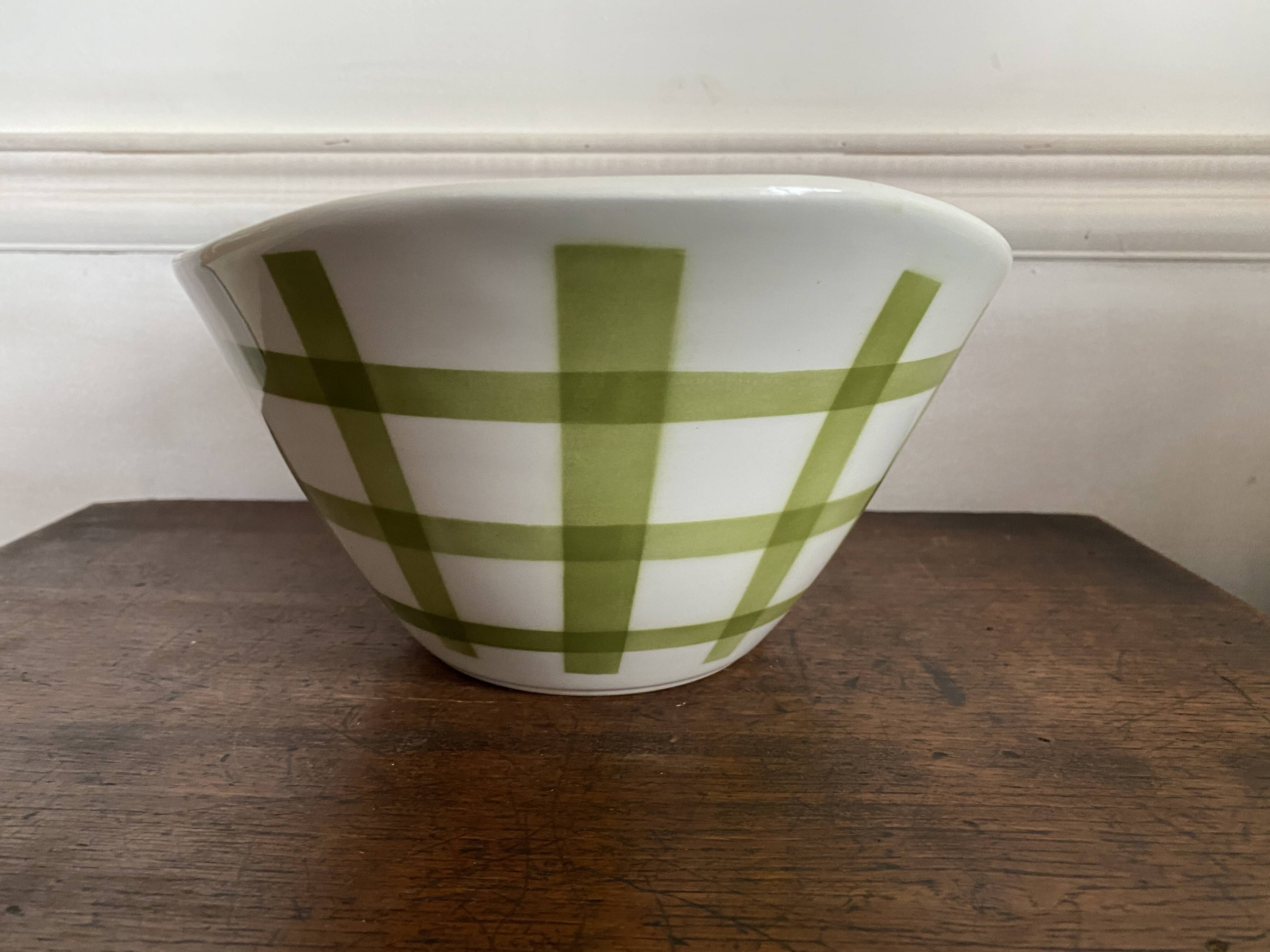 Large vintage salad bowl - Moulin des loups d'Orchie