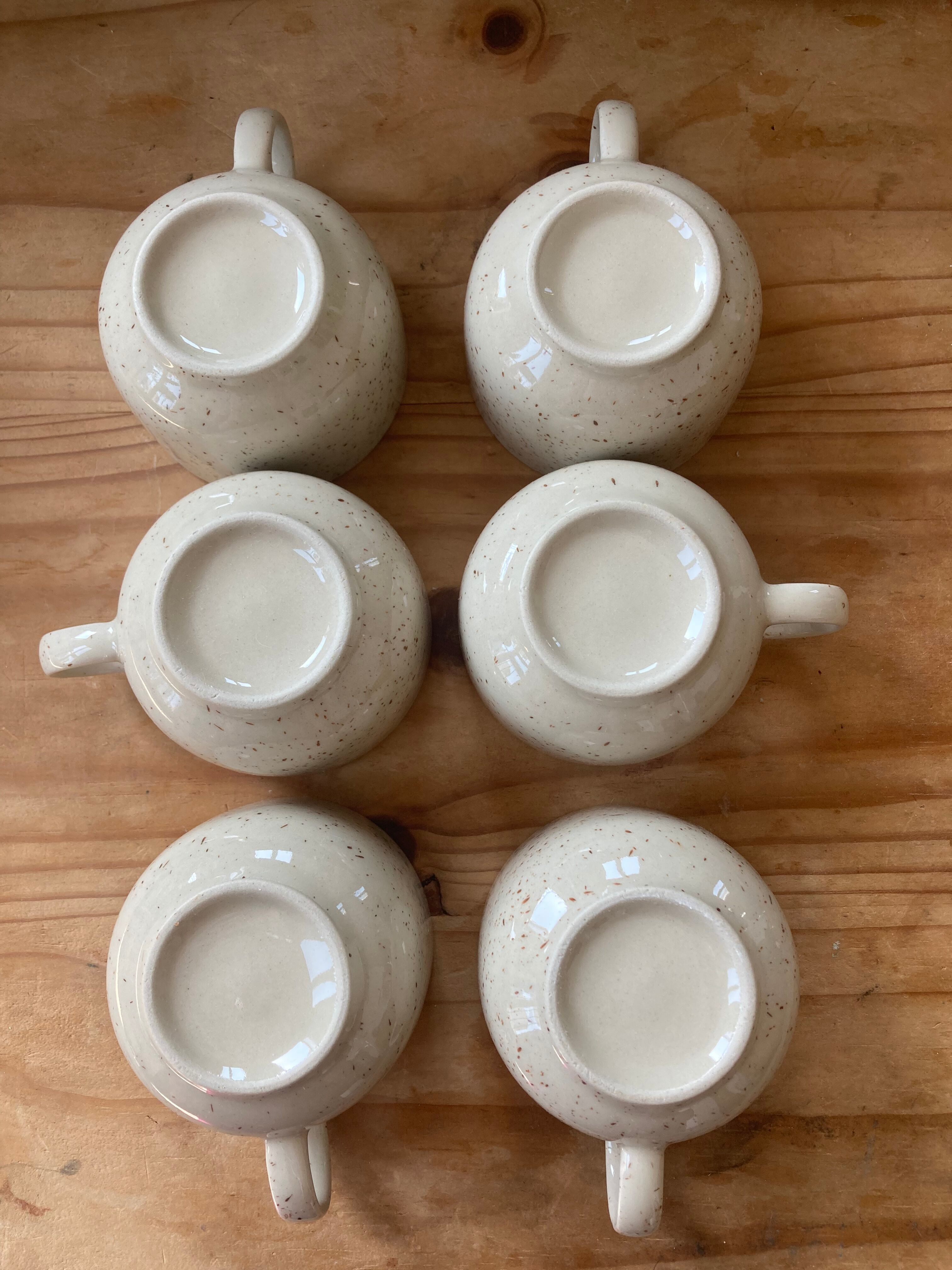 6 speckled cups