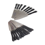 Set of wooden knives