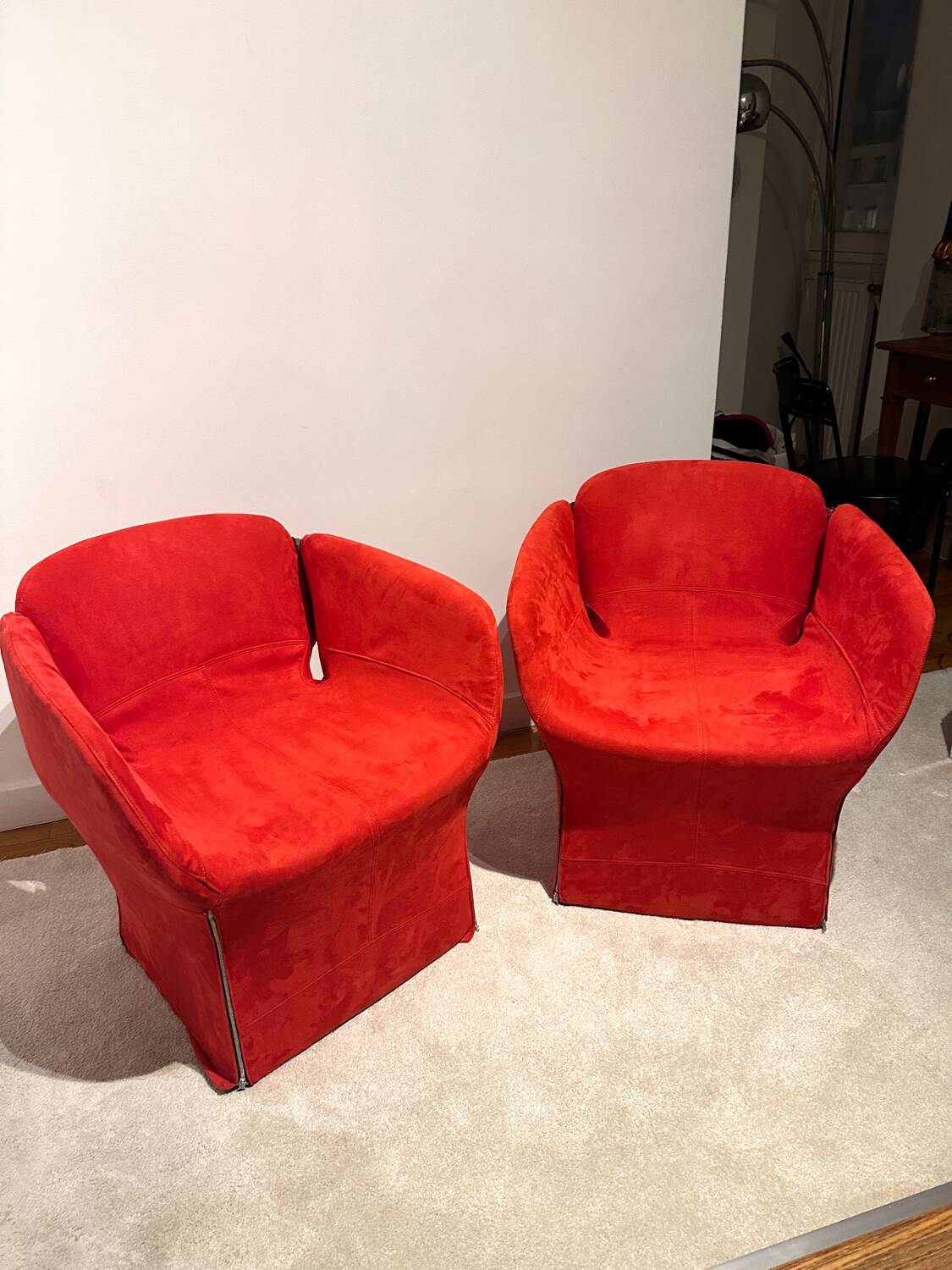 2 fauteuils Bloomy par Patricia Urquiola