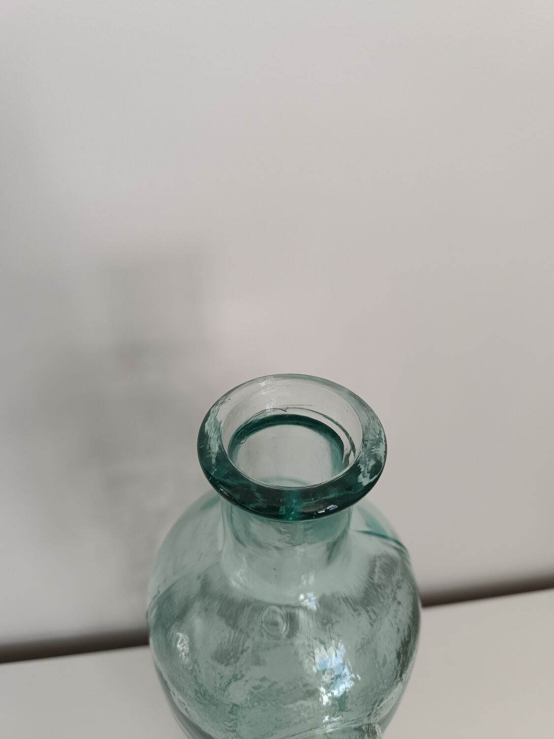 Grand vase en verre recyclé couleur vert d'eau