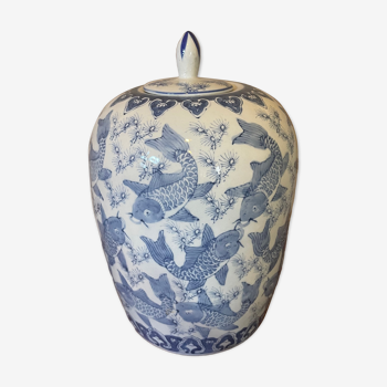 Vase chinois à décor de poissons