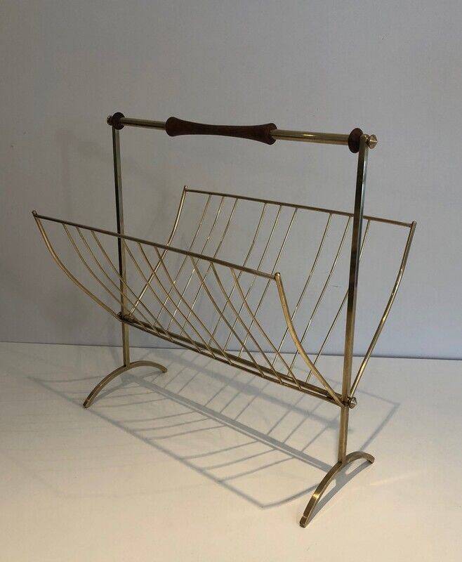 Brass and wood magazine rack, in the style of Cesare Lacca.