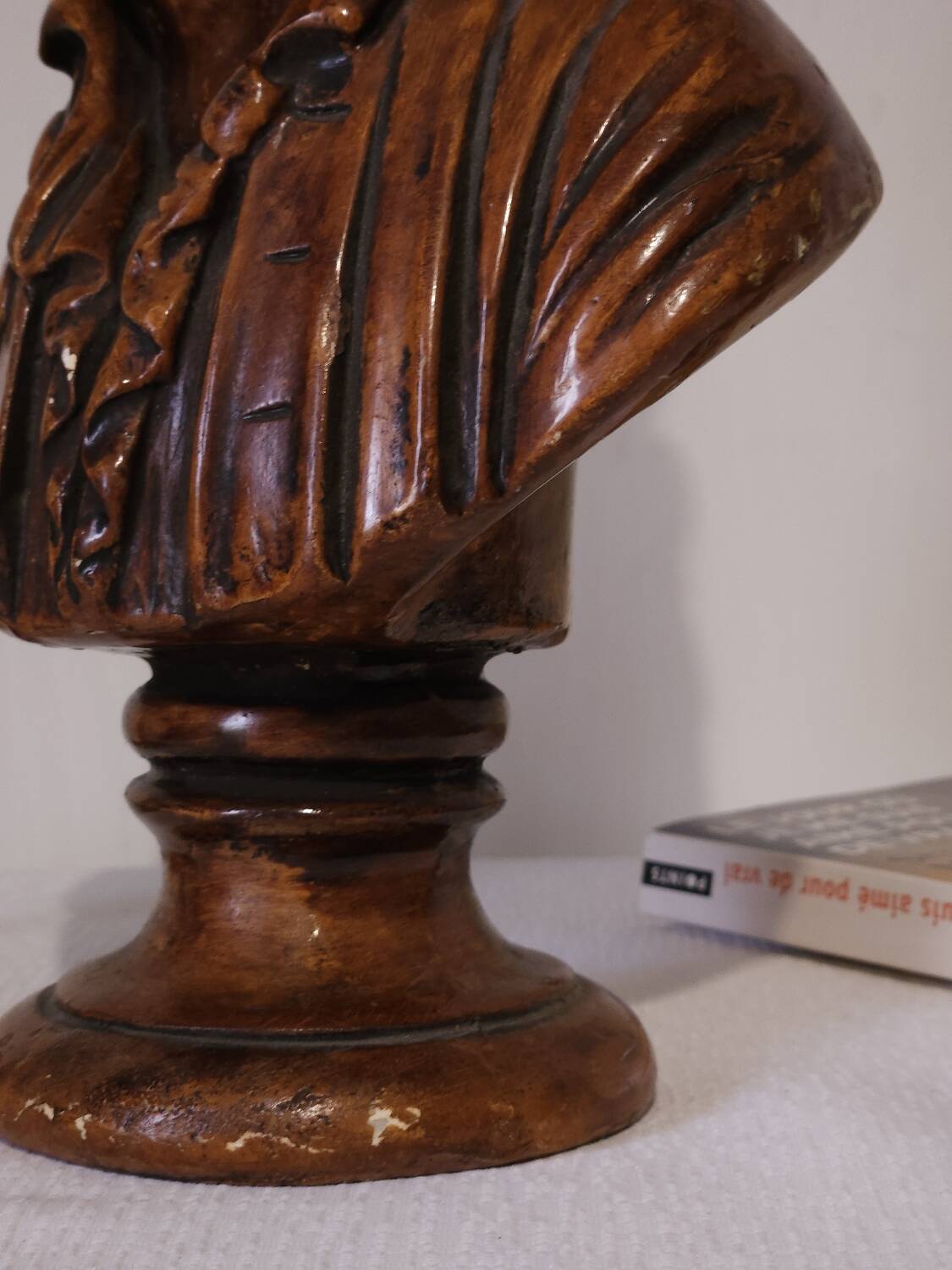 Bust of a young man in antique plaster.