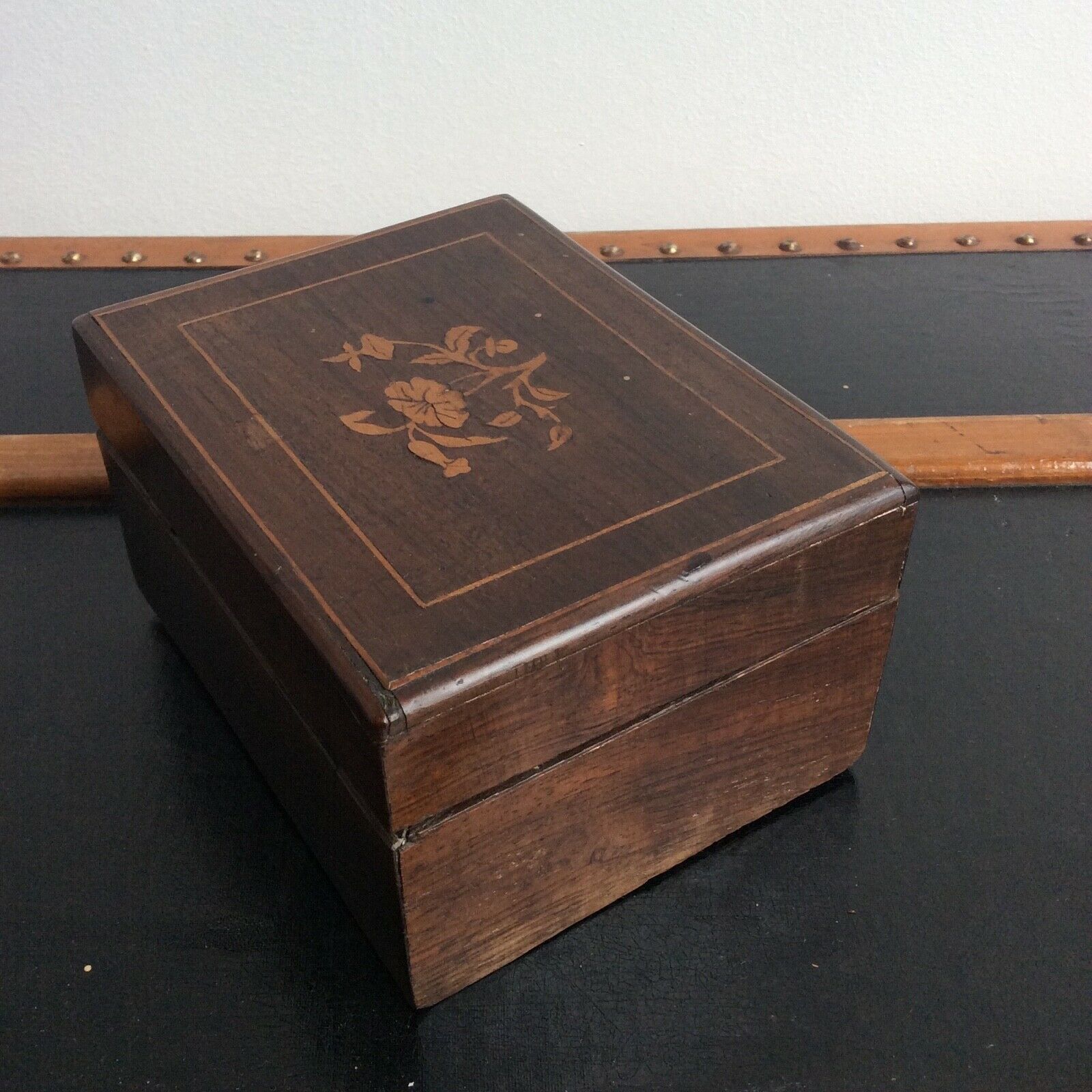 Former box box wood marquetry 19th