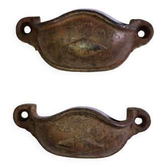 Pair of handles "Shell" in vintage cast iron