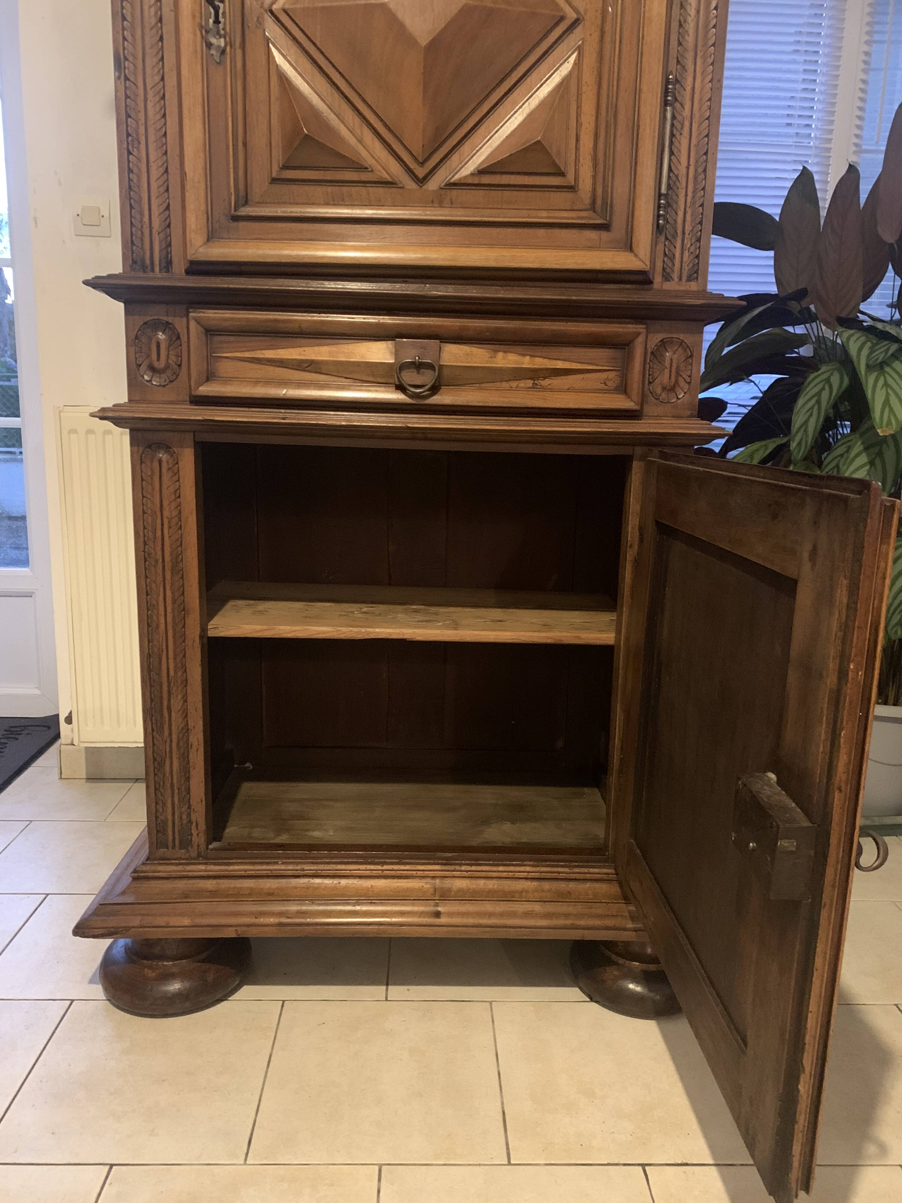 Cabinet louis xiii
