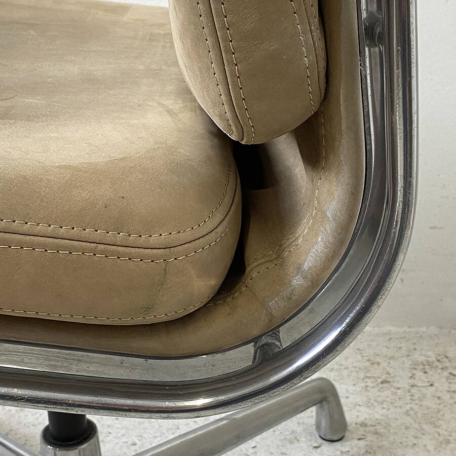 Eames office chair model 108 Herman Miller