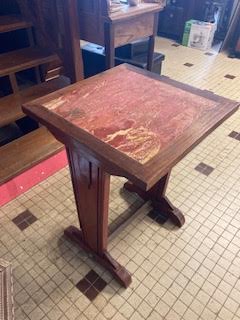 Table de bistrot carrée