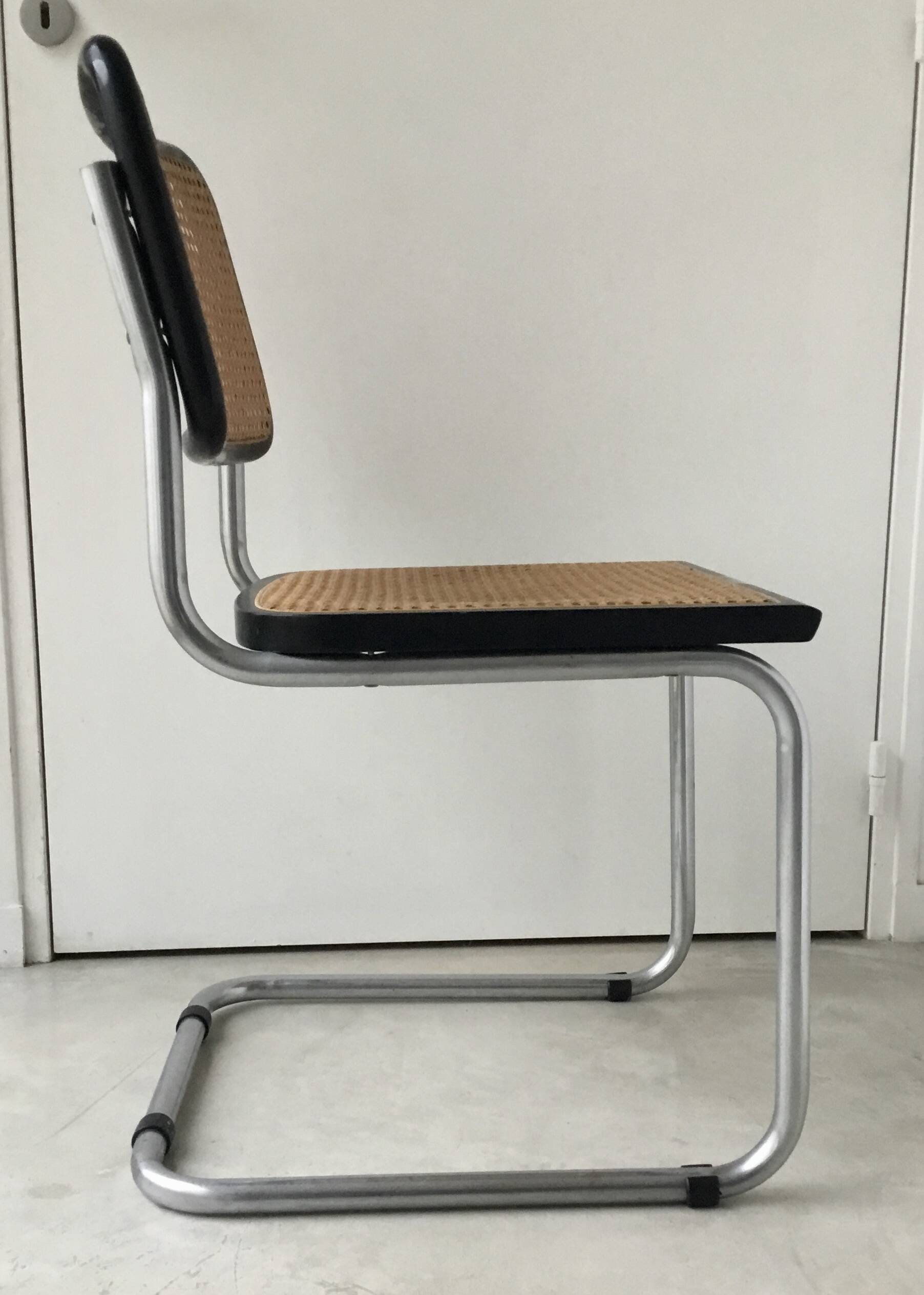 Cesca black chair b32 Breuer made in Italy