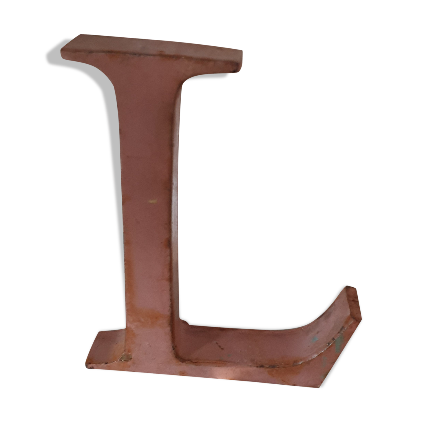 Letter l pink metal