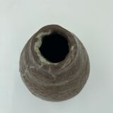 Veined terracotta vase