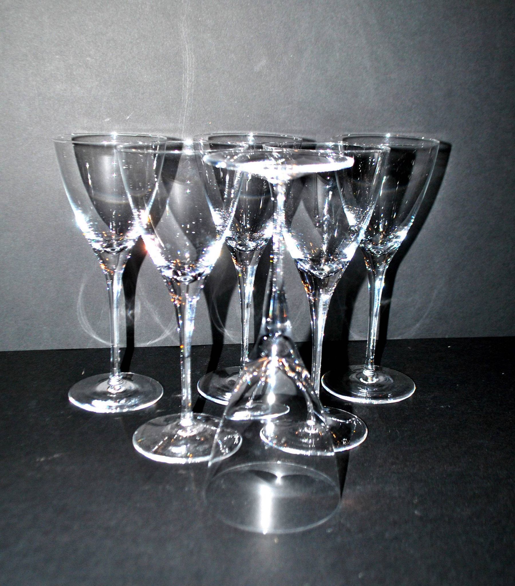 Set of 6 BEAUBOURG white wine glasses in Sèvres crystal signed 19cm