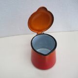 Enamelled sheet metal pot with vintage lid