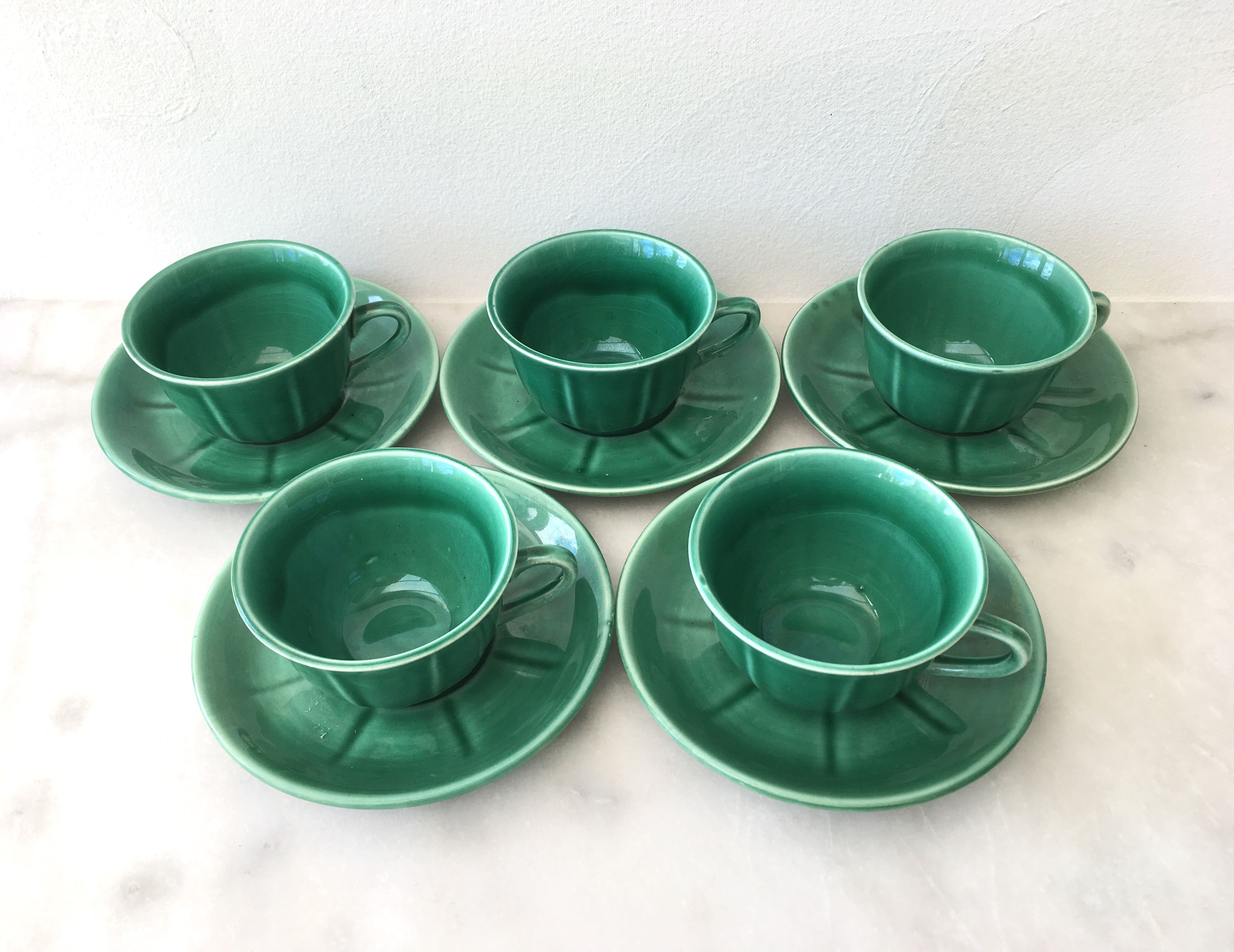 Set of 5 cups of coffee from the 60s