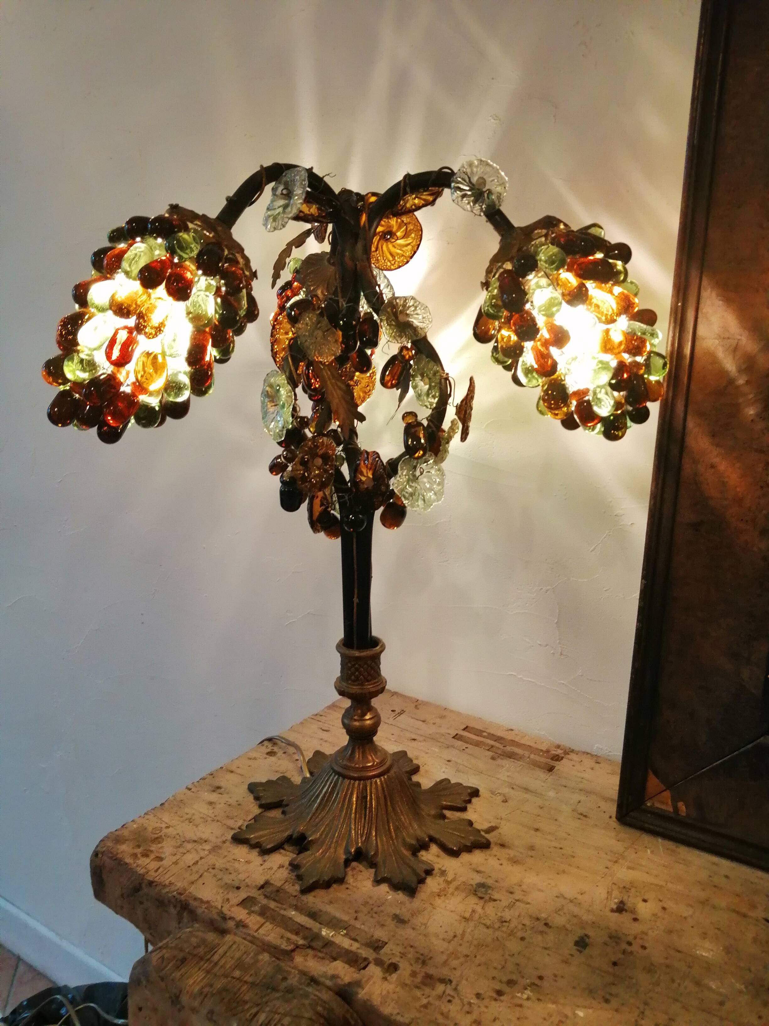 Art deco lamp, bunches of grapes in Murano glass, bronze base