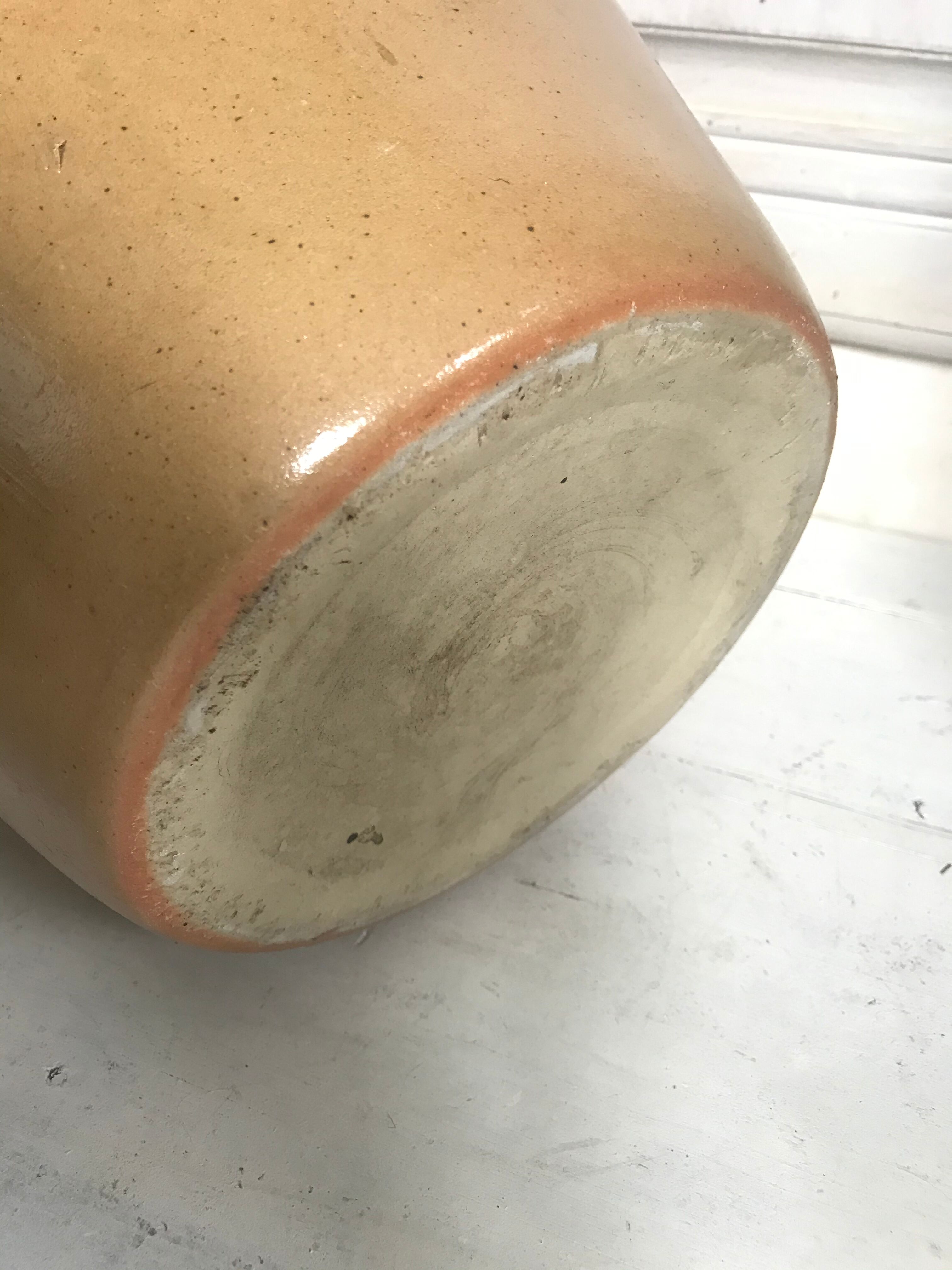 10l sandstone pot