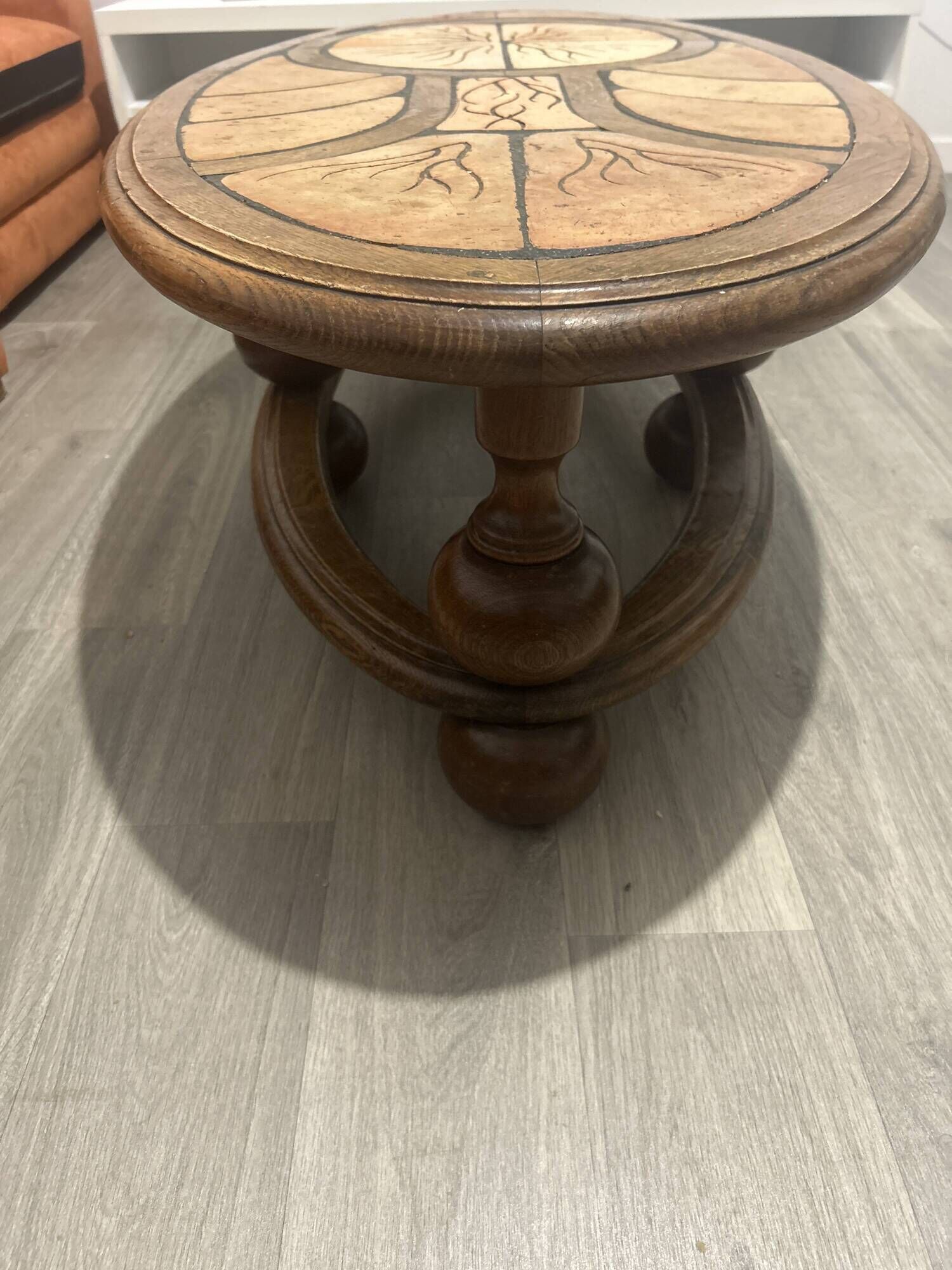 Round coffee table Roger Capron Vallauris - Model "Les Herbiers" - Diameter