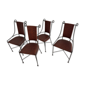 4 chaises en métal avec