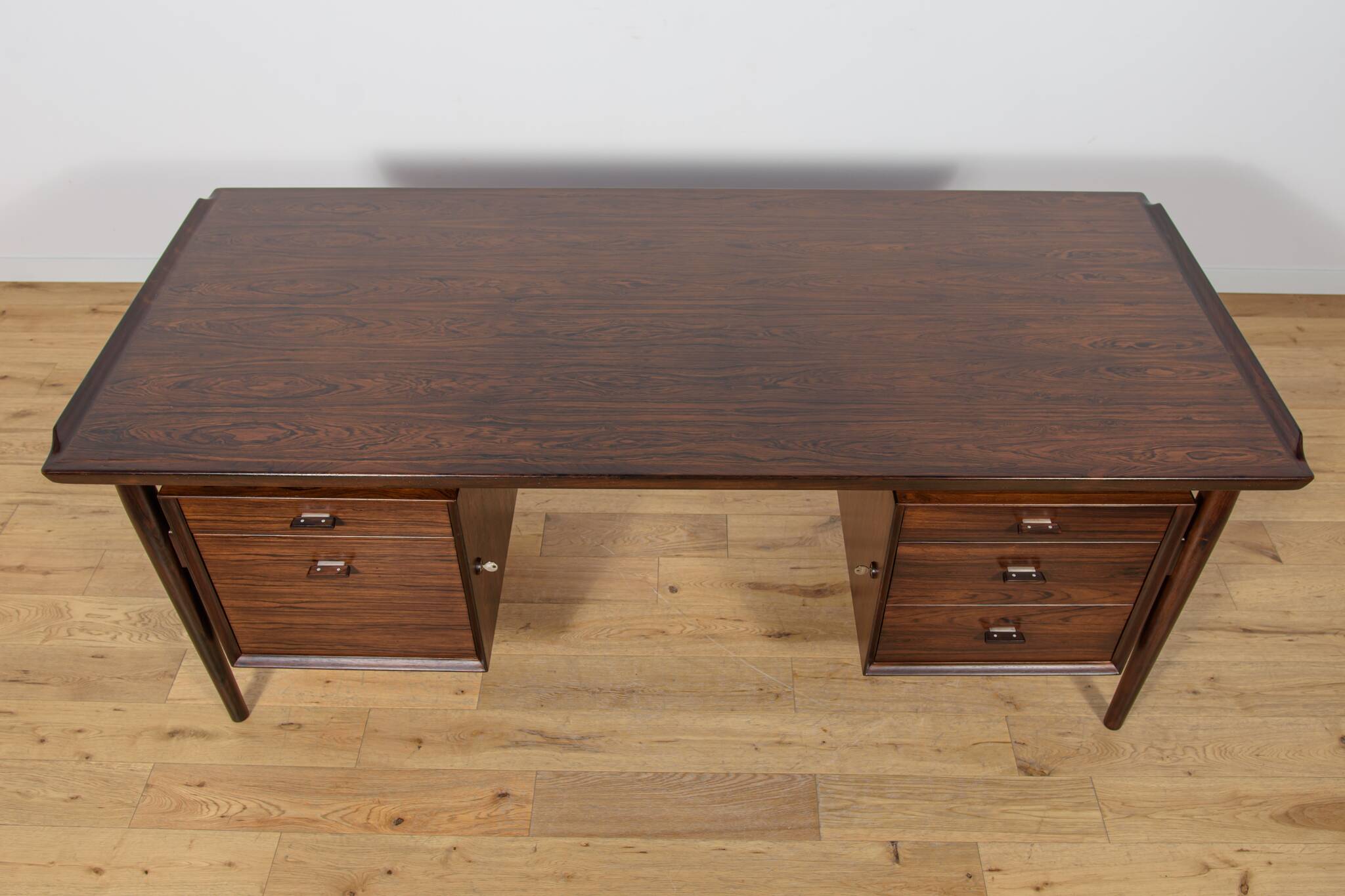 Mid-Century Rosewood Freestanding Desk Model 207 by Arne Vodder for Sibast,