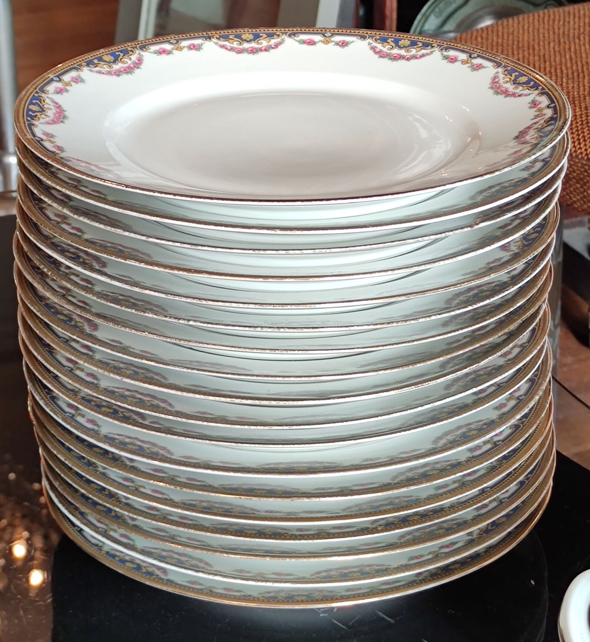 Former service dishes Limoges 36 pieces