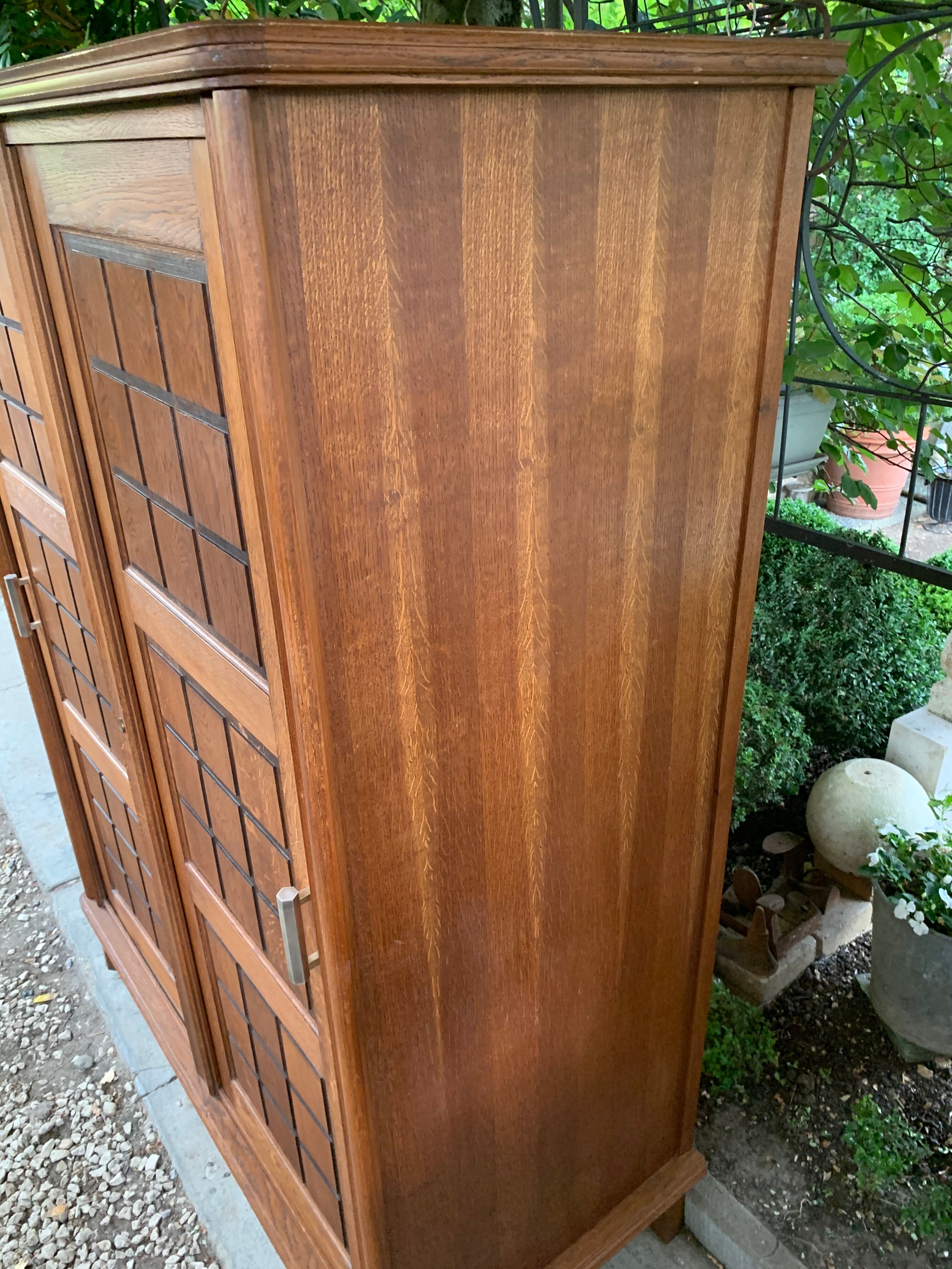 Compas feet cabinet 1950