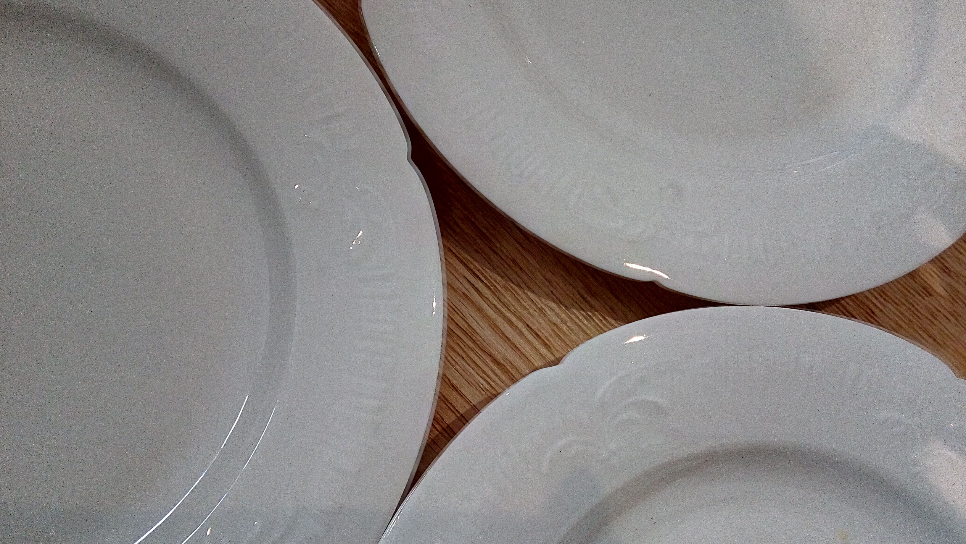 Set of 6 white porcelain dessert plates from Limoges