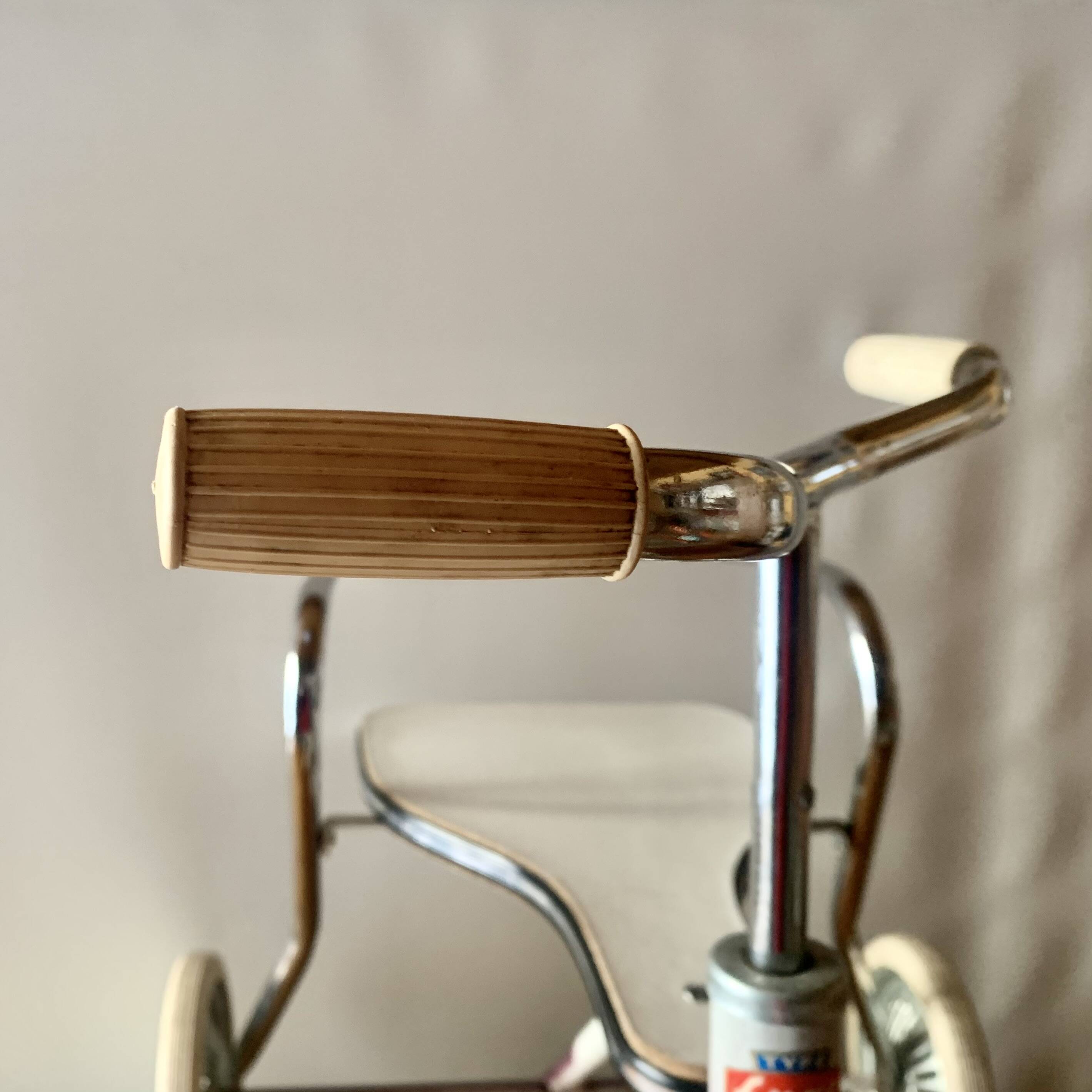 Vintage children's tricycle - painted and chromed metal - Buffalo Type Luxe