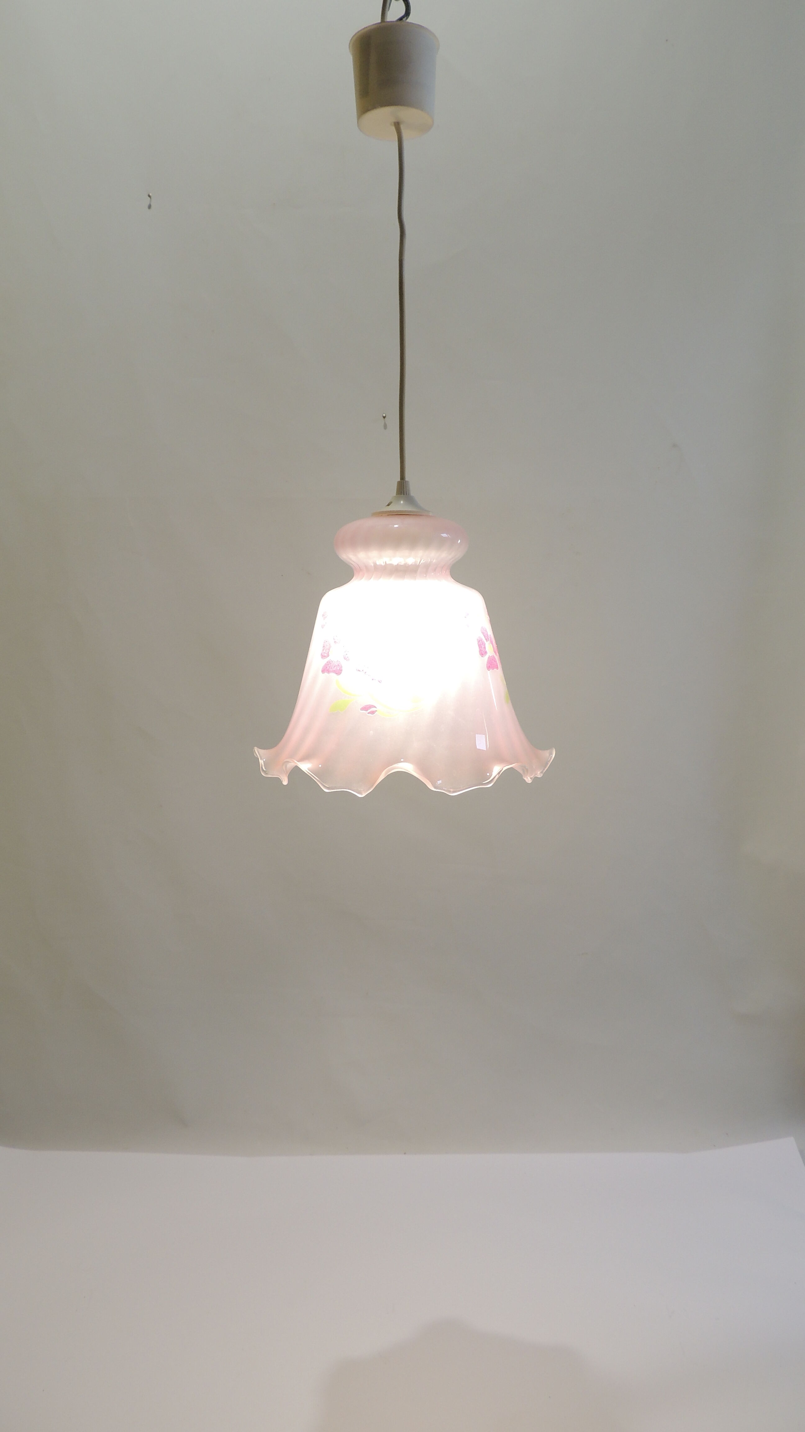 Pink glass suspension tulip shape / vintage