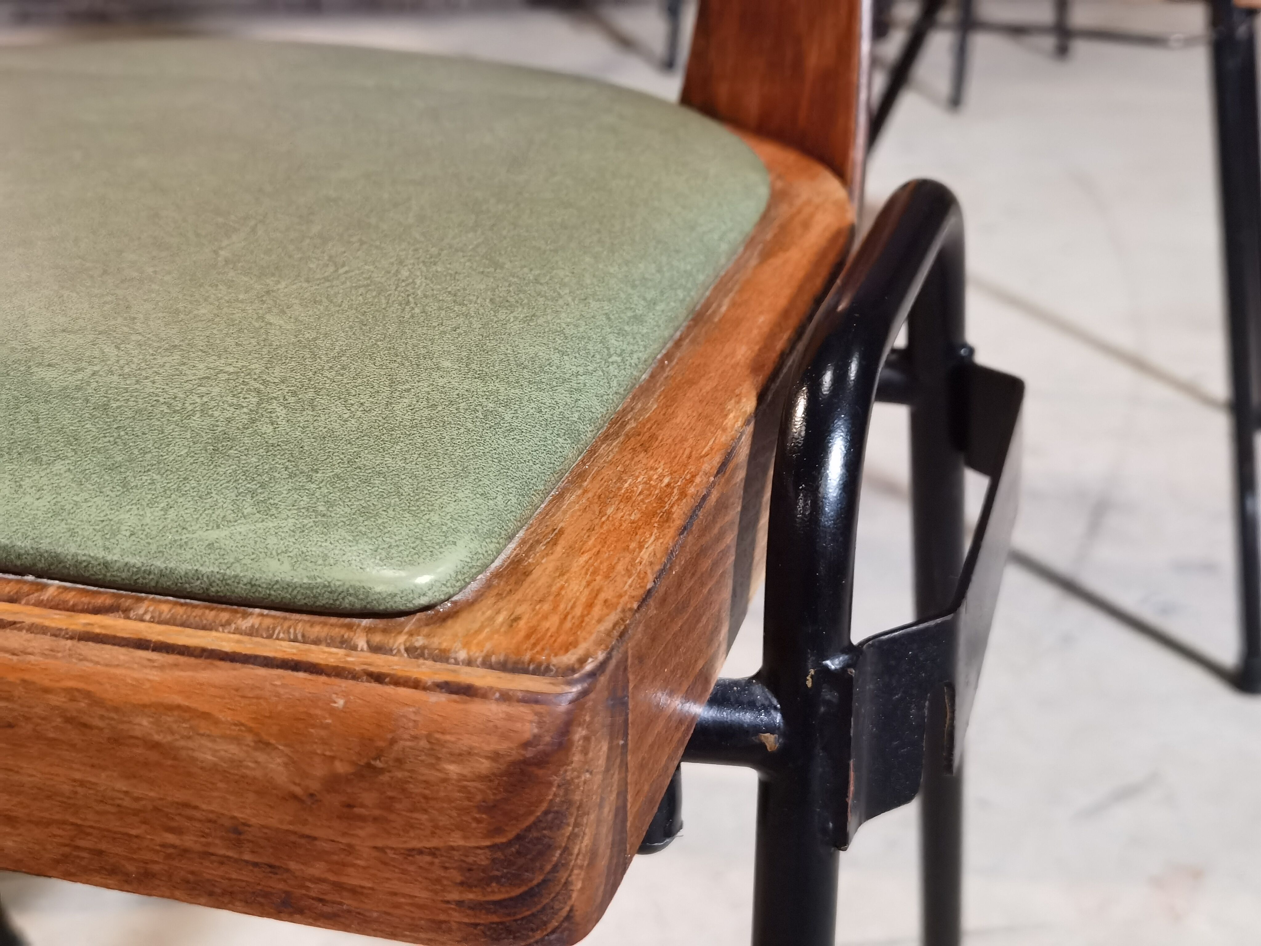 Lot of 19 chairs Baumann Manhattan skai green