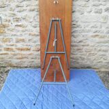 Folding table