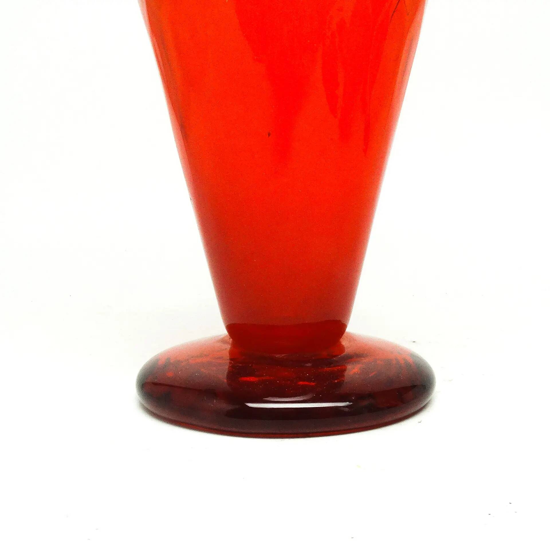 Vase, modernism, red glass, designed by M. Gołogórski, Poland, 1970s