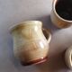 Lot de 7 tasses à café jaunes en grès vintage