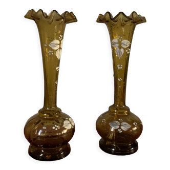 Paire de vase soliflore en verre ambré