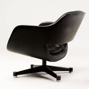 Black leather chaise longue by Olli Mannermaa for Finnart Ab, Finland, 1970