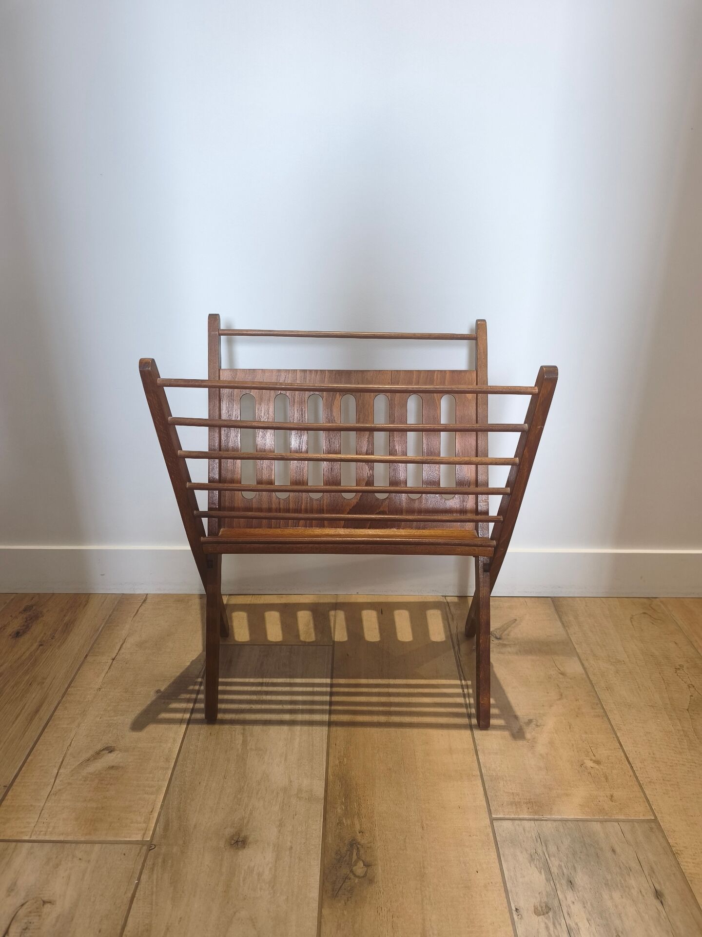 Scandinavian vintage Braakman magazine rack - vinyl storage
