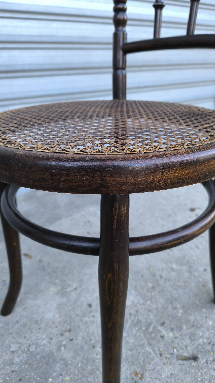 Mundus chair by Thonet Vienna Austria 1925