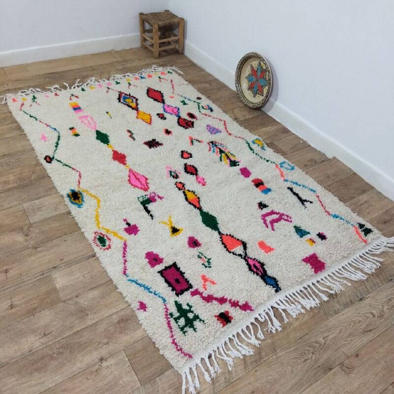 Handmade wool Berber rug 235x140 m