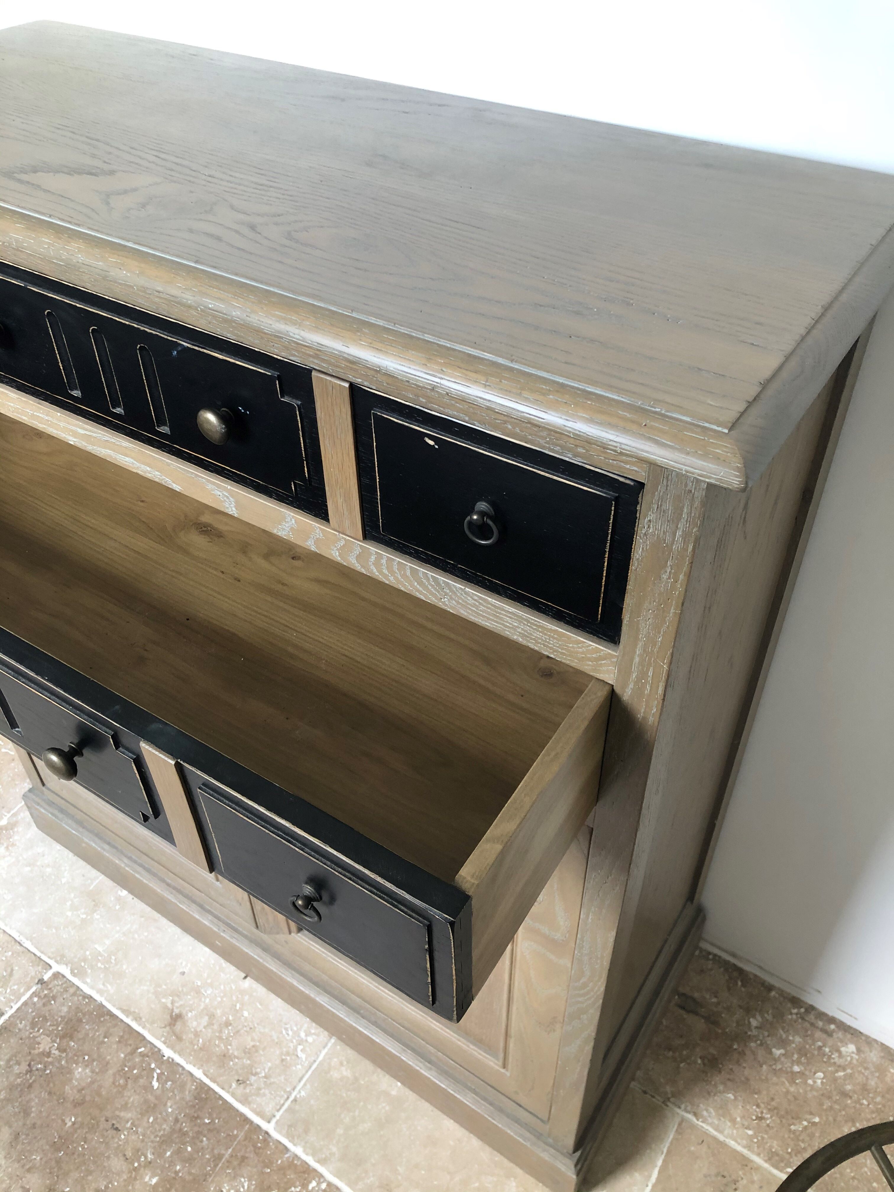 Solid oak entrance furniture