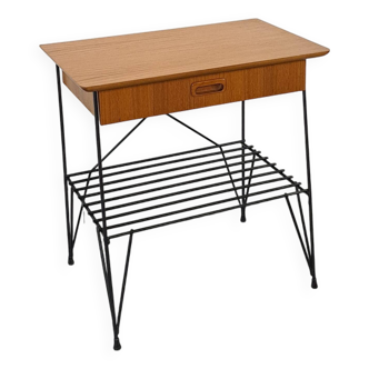 Meuble à cordes avec tiroir et pieds en acier, table de chevet