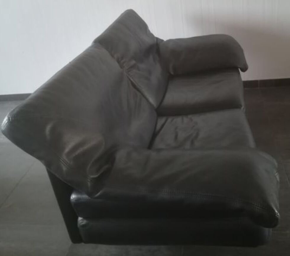 Cornelius de Durlet sofa in grey leather